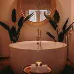 Maison Marie-Astrid, Guest House , Suite Avec Balneo Privee ゲストハウス 3*