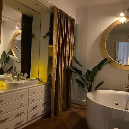 Πανσιόν Maison Marie-astrid, Avec Balneo Privee *