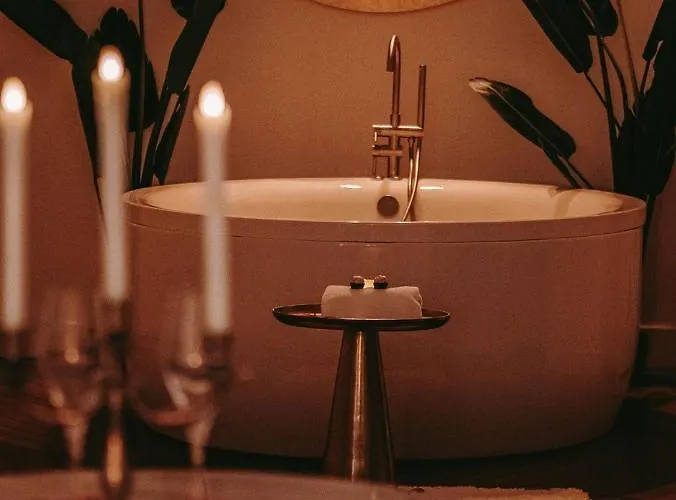 بيت ضيافة Maison Marie-astrid, Avec Balneo Privee 4*