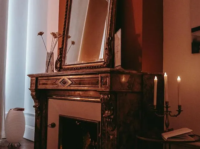 Maison Marie-Astrid, Suite avec Balnéo privée Pensión 3*