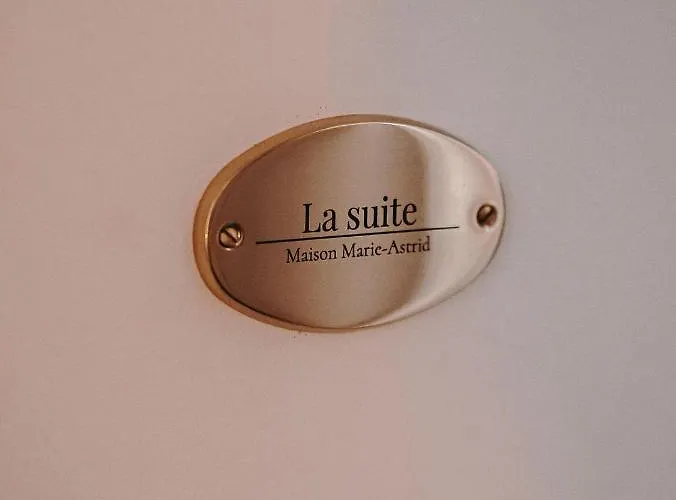 Maison Marie-Astrid, Suite avec Balnéo privée
